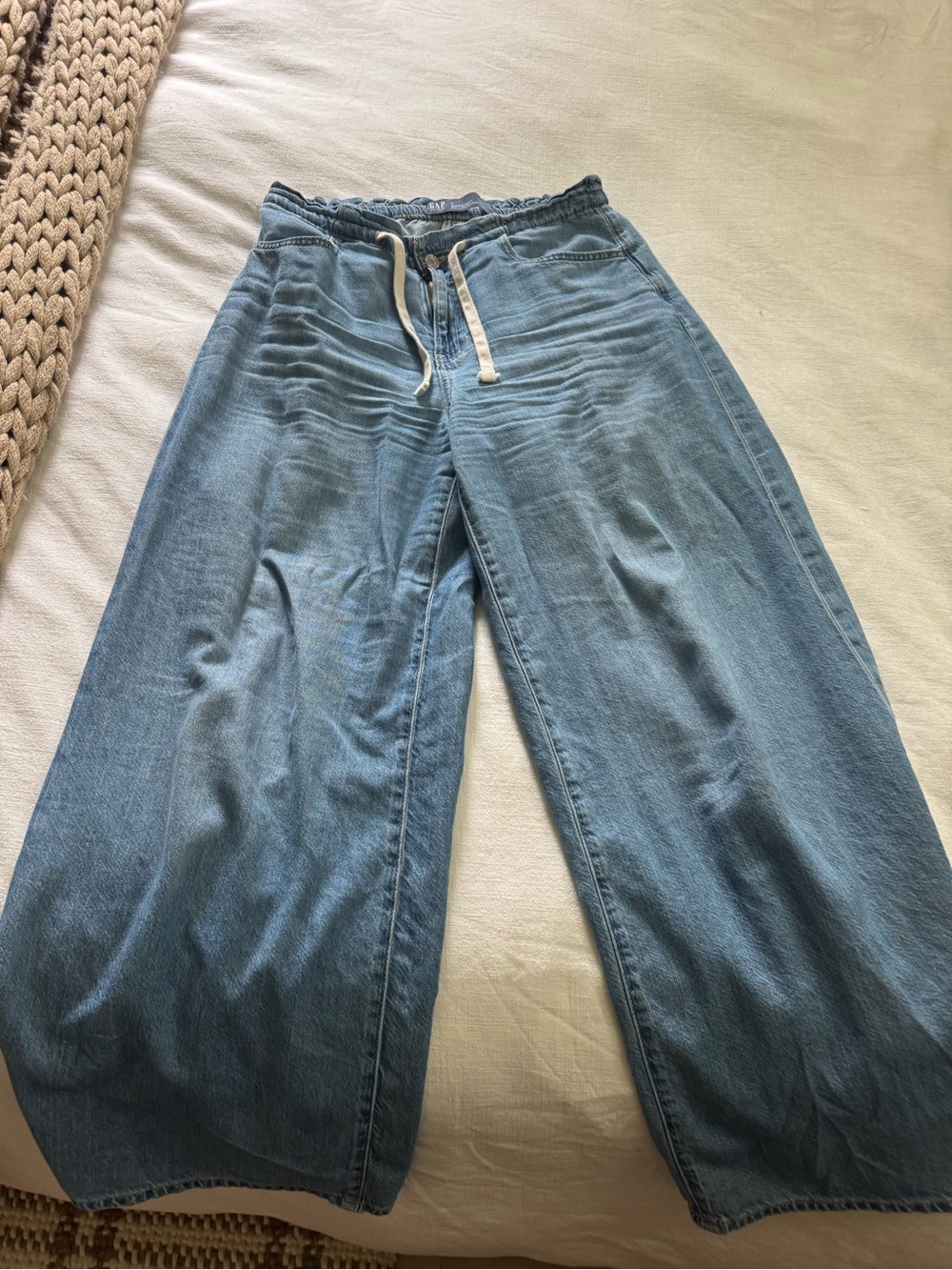 GAP flowy jeans